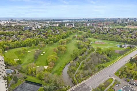 4165 Fieldgate Drive Mississauga ON L4W 2M9