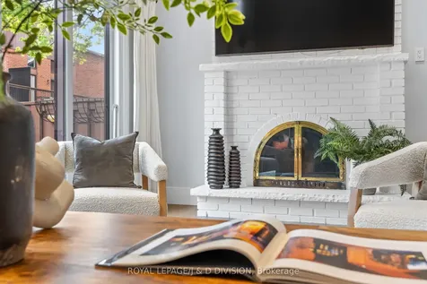 4165 Fieldgate Drive Mississauga ON L4W 2M9