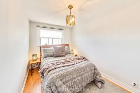 159 Ascot Avenue Toronto ON M6E 1G5