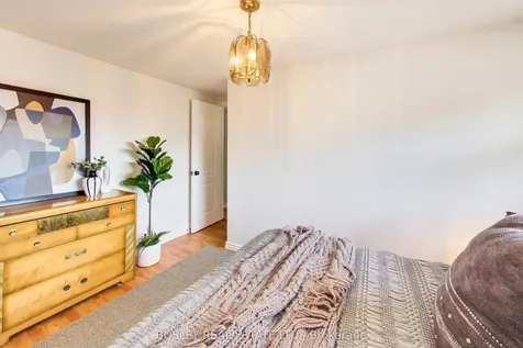 159 Ascot Avenue Toronto ON M6E 1G5