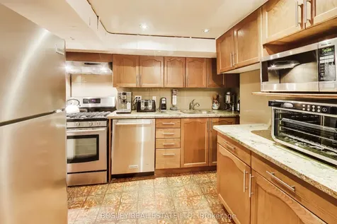 159 Ascot Avenue Toronto ON M6E 1G5