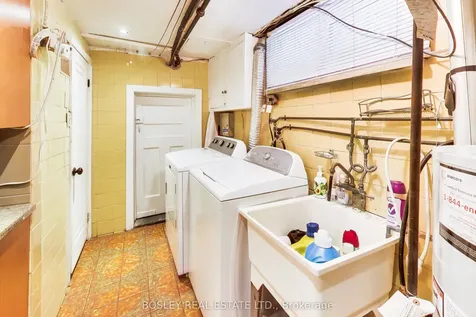 159 Ascot Avenue Toronto ON M6E 1G5
