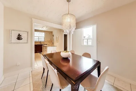 159 Ascot Avenue Toronto ON M6E 1G5