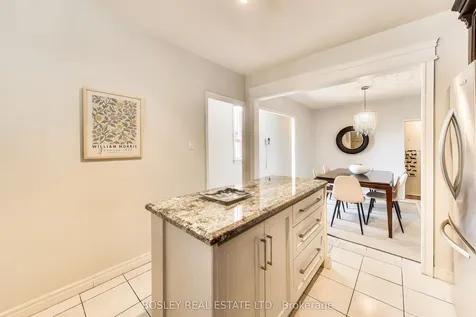 159 Ascot Avenue Toronto ON M6E 1G5