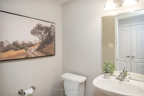 439 Pozbou Crescent Milton ON L9T 8H8