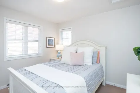 439 Pozbou Crescent Milton ON L9T 8H8