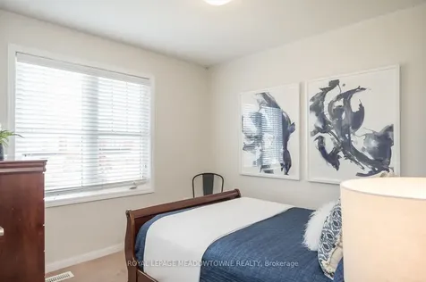 439 Pozbou Crescent Milton ON L9T 8H8