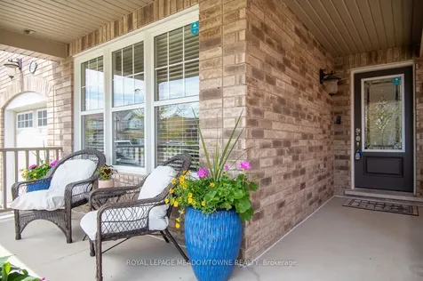 439 Pozbou Crescent Milton ON L9T 8H8