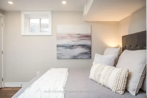 439 Pozbou Crescent Milton ON L9T 8H8