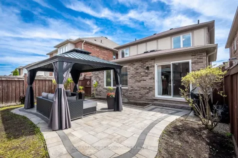 439 Pozbou Crescent Milton ON L9T 8H8