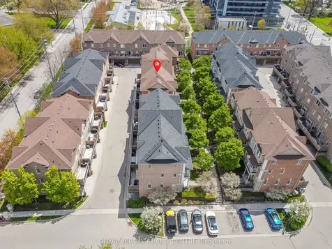 60 Rosewood Avenue Mississauga ON L5G 4W2
