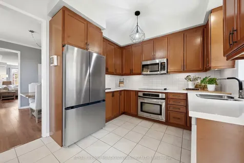 41 Promenade Trail Halton Hills ON L7G 0G8