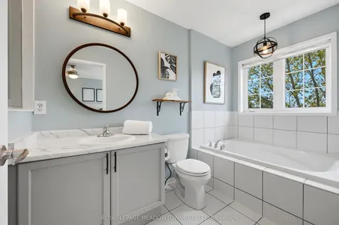 41 Promenade Trail Halton Hills ON L7G 0G8