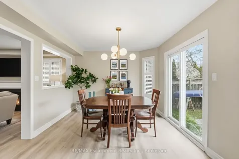 2124 Glenhampton Road Oakville ON L6M 3X1