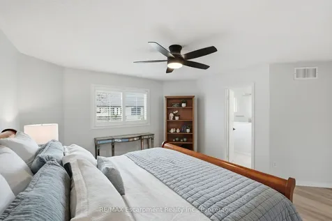 2124 Glenhampton Road Oakville ON L6M 3X1