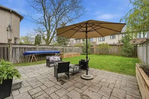 2124 Glenhampton Road Oakville ON L6M 3X1