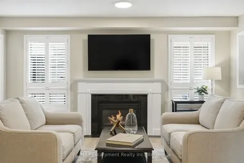2124 Glenhampton Road Oakville ON L6M 3X1