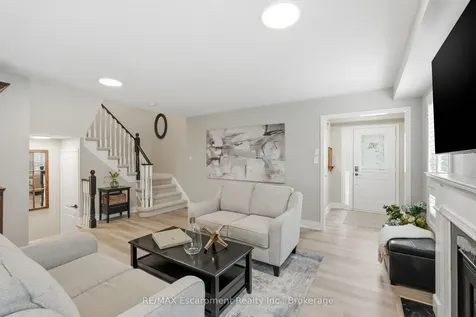 2124 Glenhampton Road Oakville ON L6M 3X1