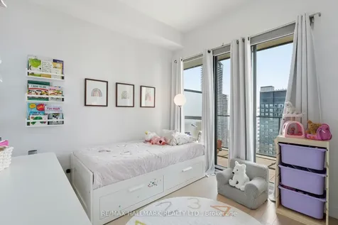 10 Park Lawn Road Toronto ON M8V 0H9