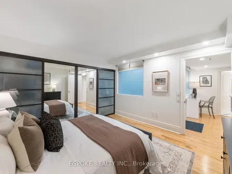 437 Roncesvalles Avenue Toronto ON M6R 3B9