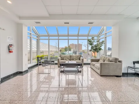 437 Roncesvalles Avenue Toronto ON M6R 3B9