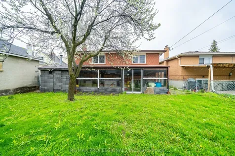 1164 Kipling Avenue Toronto ON M9B 3M6