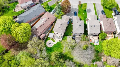 192 Martindale Crescent Brampton ON L6X 2V2