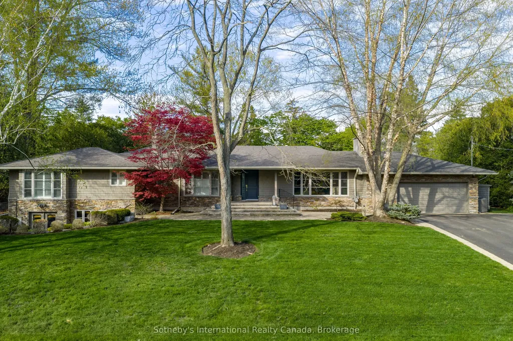 237 Burgundy Drive Oakville ON L6J 4G2