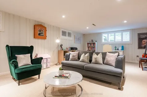 237 Burgundy Drive Oakville ON L6J 4G2