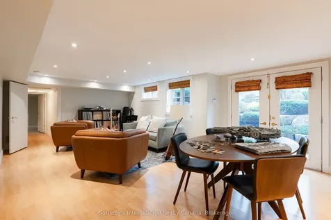 237 Burgundy Drive Oakville ON L6J 4G2