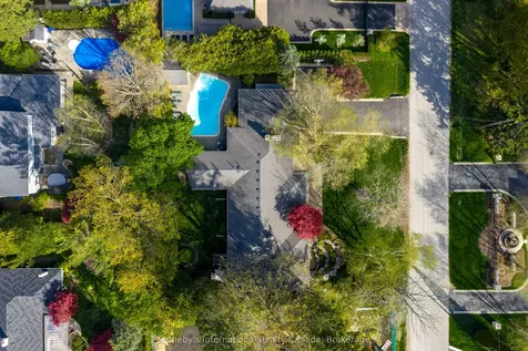 237 Burgundy Drive Oakville ON L6J 4G2