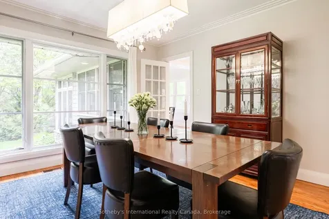 237 Burgundy Drive Oakville ON L6J 4G2