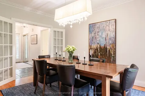 237 Burgundy Drive Oakville ON L6J 4G2