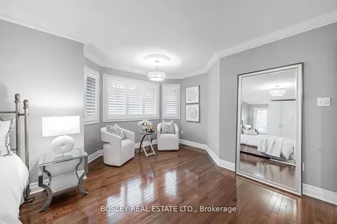 6358 Lisgar Drive Mississauga ON L5N 7W1
