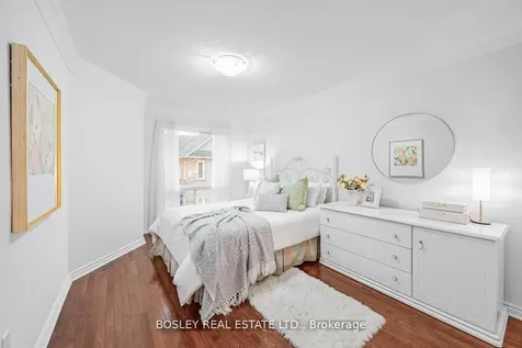 6358 Lisgar Drive Mississauga ON L5N 7W1