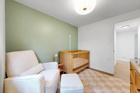 1232 Guelph Line Burlington ON L7P 2S9