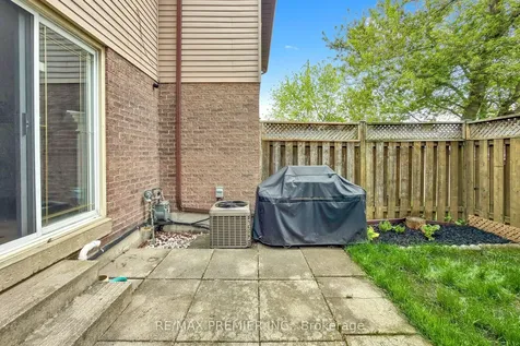 1232 Guelph Line Burlington ON L7P 2S9