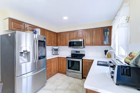 105 Spicebush Terrace Brampton ON L6X 0J5