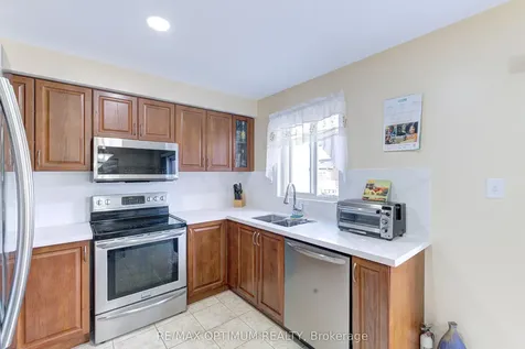 105 Spicebush Terrace Brampton ON L6X 0J5