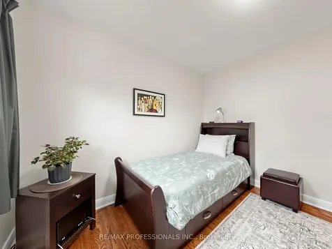 177 Elmhurst Drive Toronto ON M9W 2L2