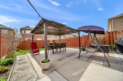 82 Footbridge Crescent Brampton ON L6R 0T8