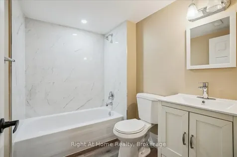 257 Wales Crescent Oakville ON L6L 3X8