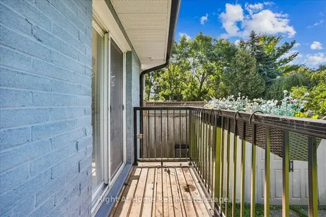 257 Wales Crescent Oakville ON L6L 3X8
