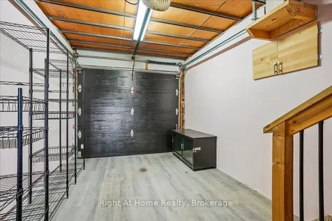 257 Wales Crescent Oakville ON L6L 3X8