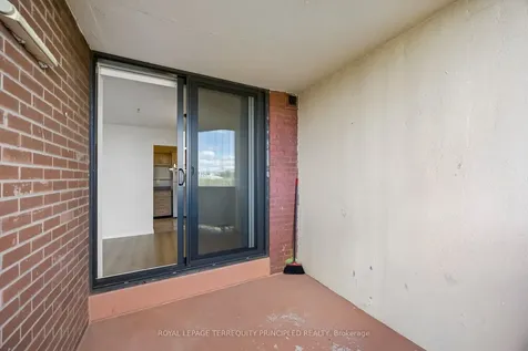 335 Driftwood Avenue Toronto ON M3N 2P3