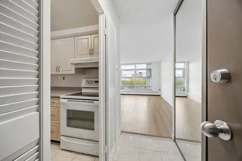 335 Driftwood Avenue Toronto ON M3N 2P3