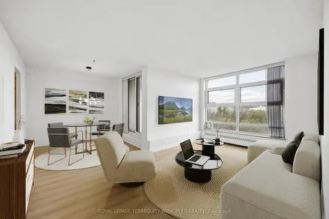 335 Driftwood Avenue Toronto ON M3N 2P3