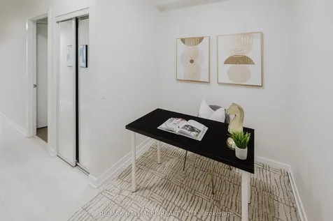 2212 Lake Shore Boulevard W Toronto ON M8V 0C2