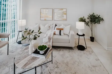 2212 Lake Shore Boulevard W Toronto ON M8V 0C2