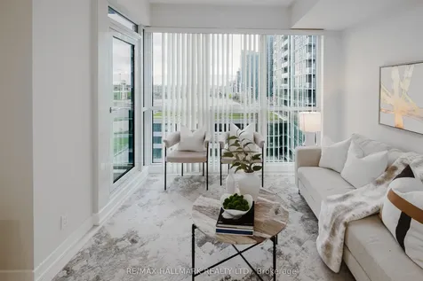 2212 Lake Shore Boulevard W Toronto ON M8V 0C2
